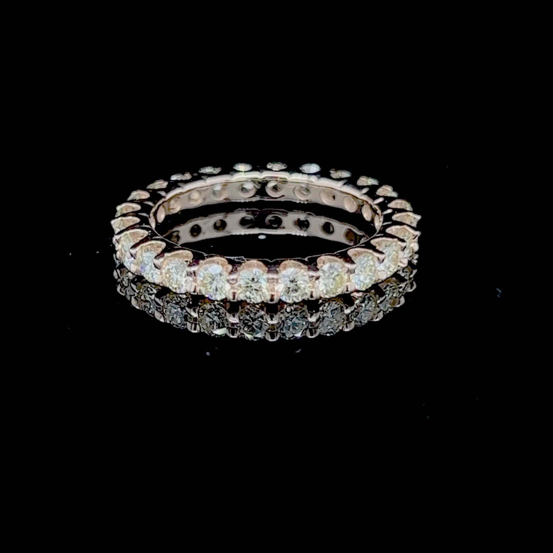 Delightful 2.00CT Round Cut Diamond Eternity Ring in 14kt Yellow Gold