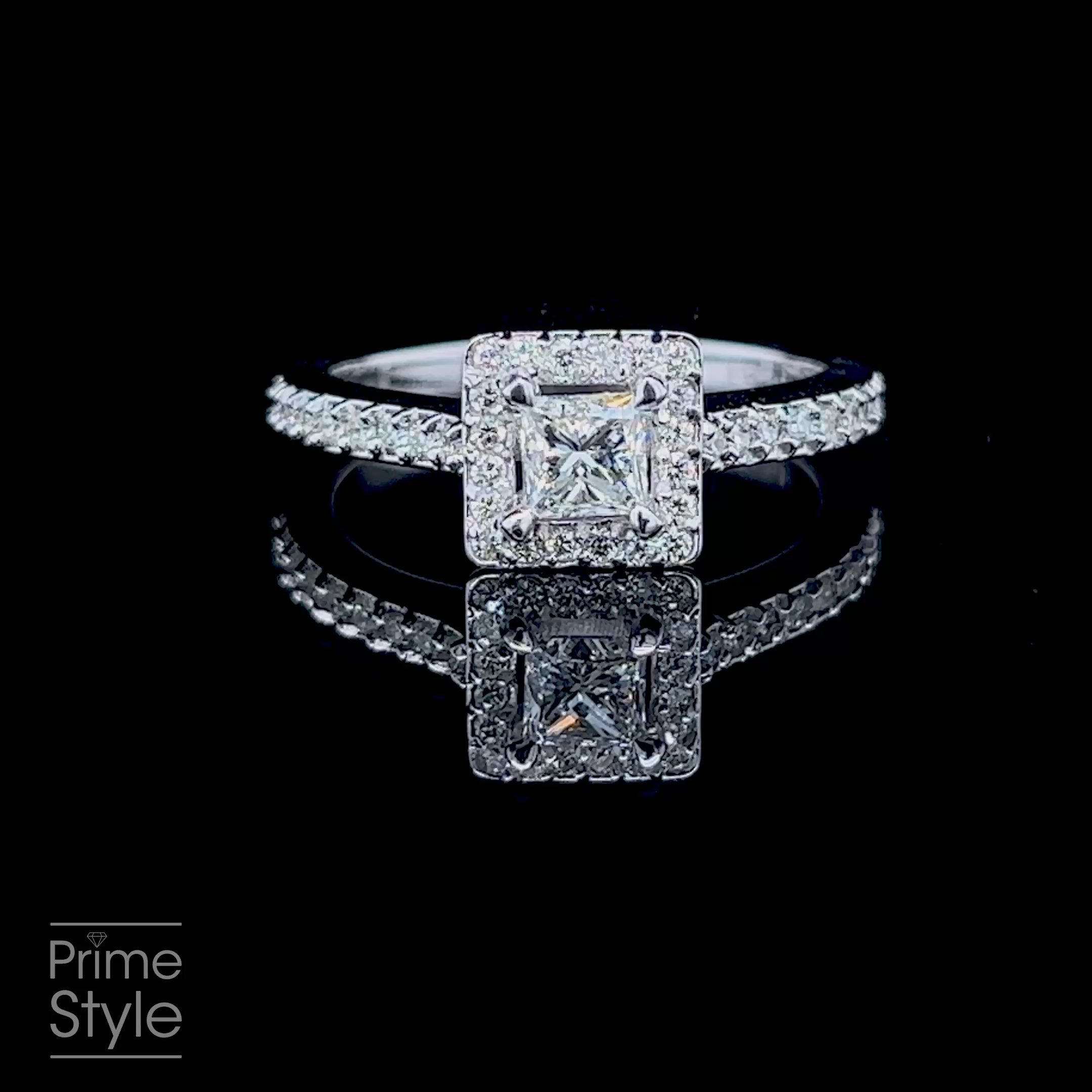 VIP 0.95 CT Princess and Round Cut Diamond Engagement Ring in Platinum
