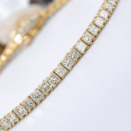Captivating 5.00CT Princess cut Diamond Tennis Bracelet in 18KT Yellow Gold - Primestyle.com