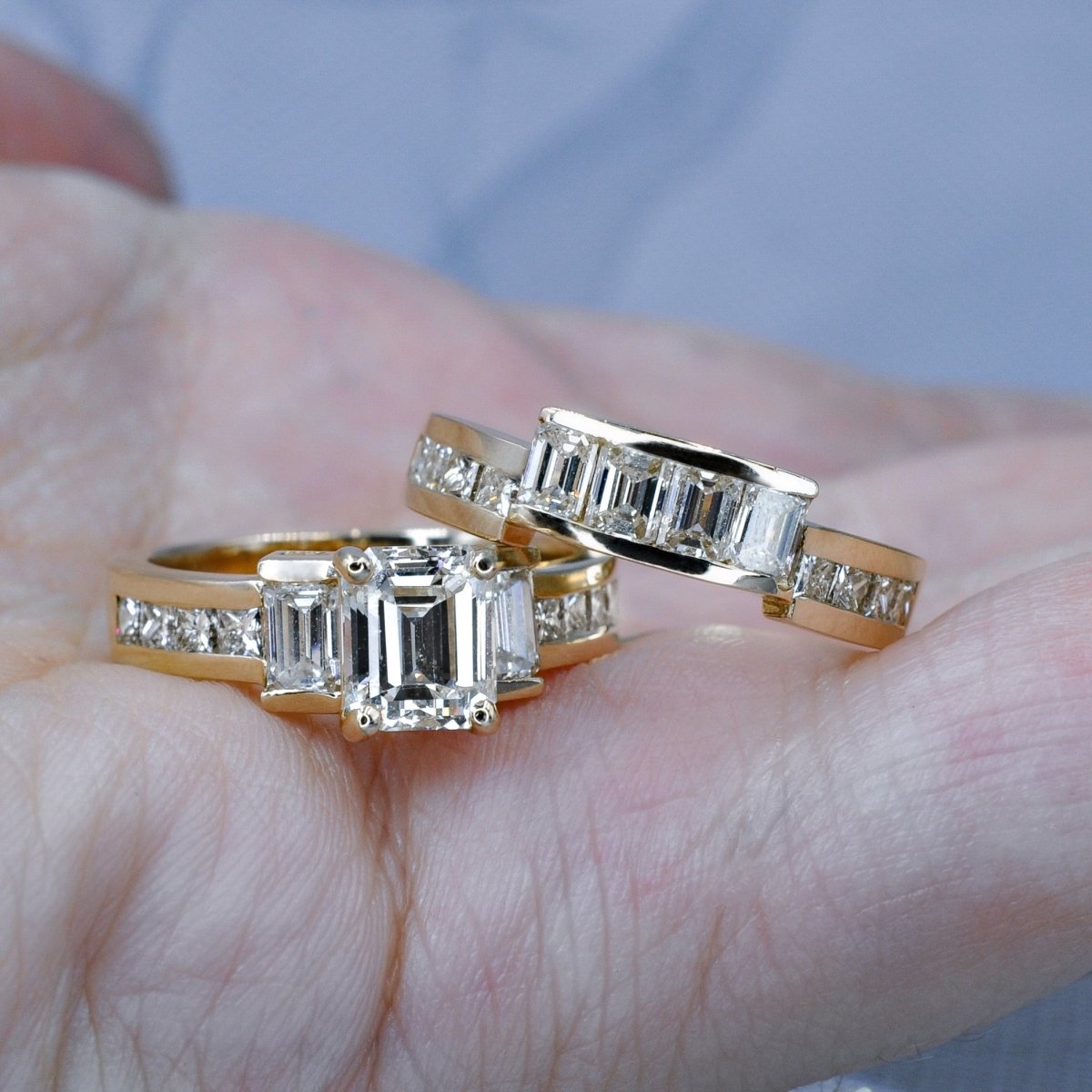 Certified 3.90CT Emerald and Princess Cut Diamond Bridal Set in 14KT Yellow Gold - Primestyle.com