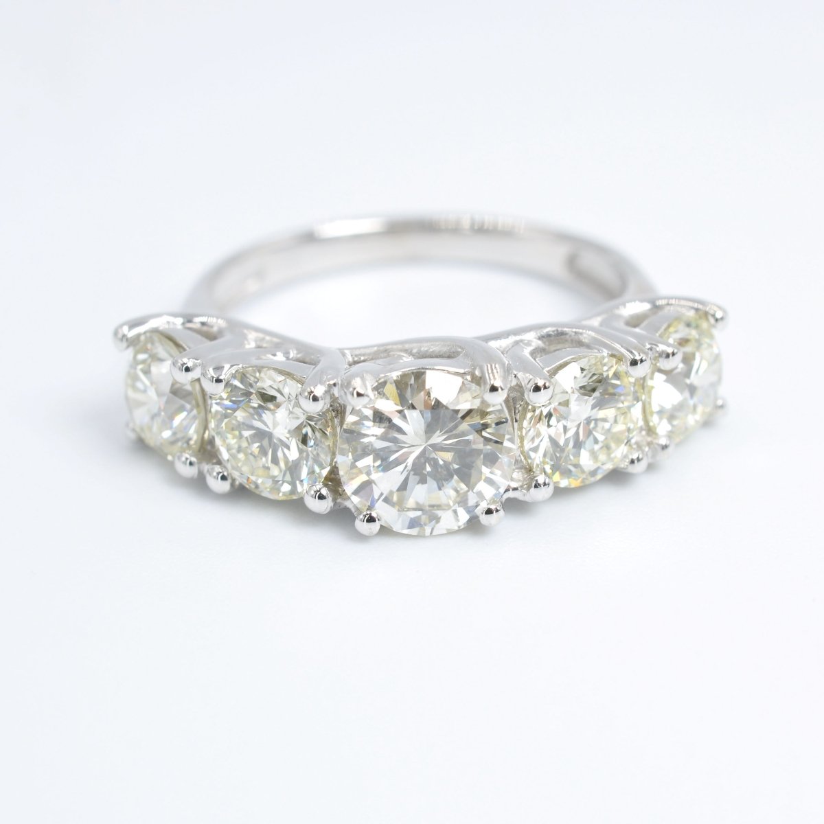 Certified 4.25CT Round Cut Engagement Ring in 14KT White Gold - Primestyle.com