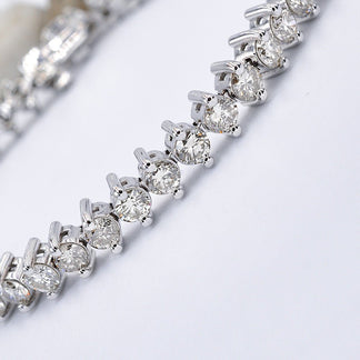 Chic 8.00 CT Round Cut Diamond Tennis Bracelet in 14KT White Gold - Bracelet - Primestyle.com