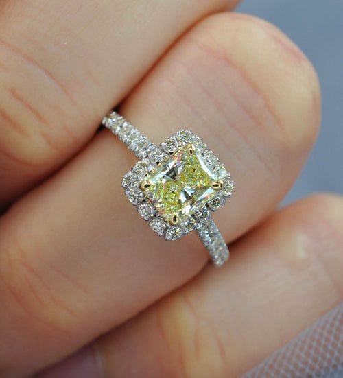 Classy 1.62CT Radiant and Round Cut Diamond Engagement Ring in 18KT Two Tone Gold - Primestyle.com