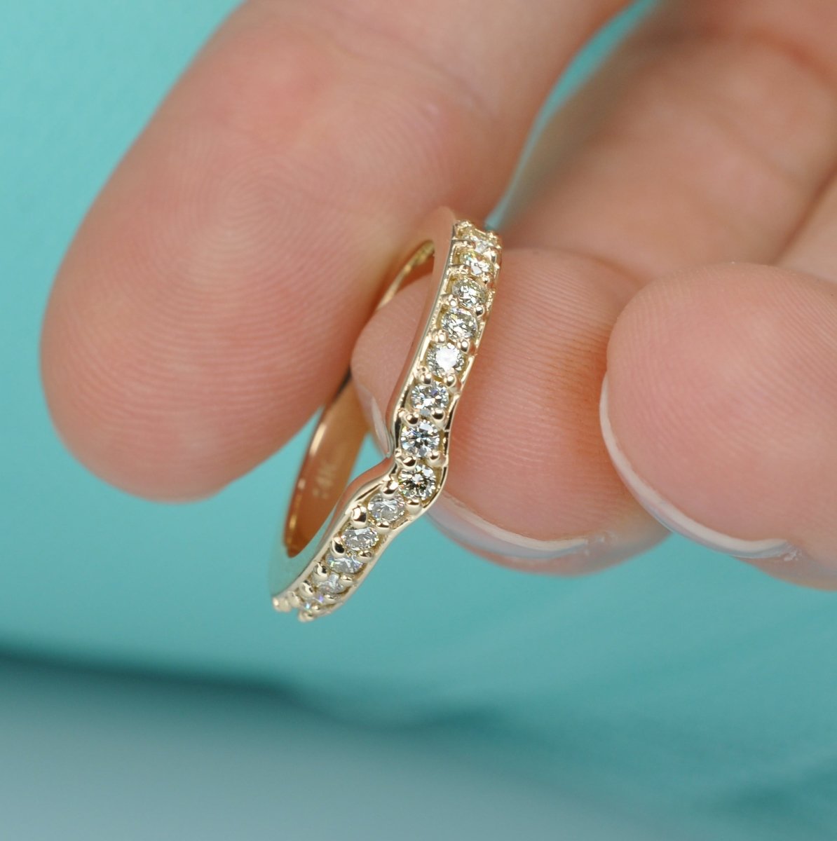 Delightful 0.35 CT Round Cut Diamond Wedding Ring in 18 KT Yellow Gold - Primestyle.com