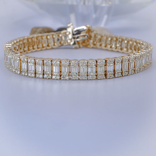 Extraordinary 14.00CT Emerald and Round Cut Diamond Tennis Bracelet in 14KT Yellow Gold - Primestyle.com