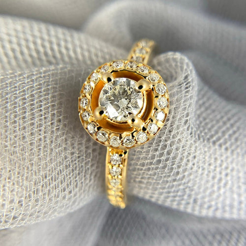 Fabulous 0.70 CT Round Cut Diamond Engagement Ring in 14KT Yellow Gold - Primestyle.com