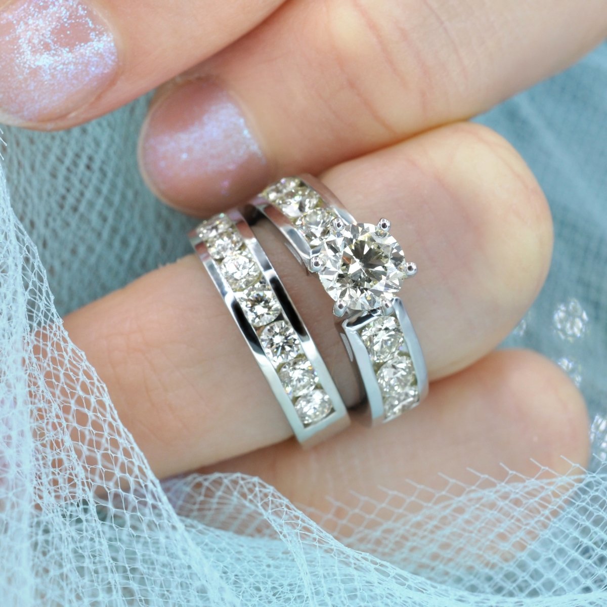 Modern 4.10 CT Round Cut Diamond Bridal Set in 14 KT White Gold - Primestyle.com