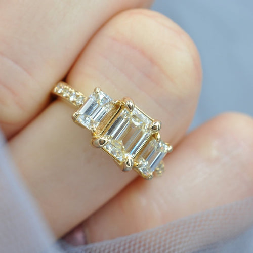 Rare 2.65 CT Emerald and Round Cut Diamond Engagement Ring in 14KT Yellow Gold - Primestyle.com