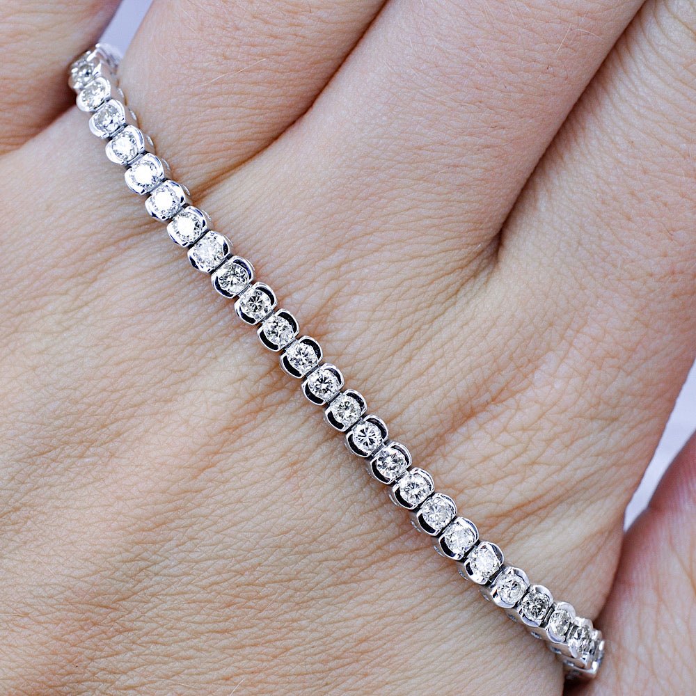 Sophisticated 3.50CT Round Cut Diamond Tennis Bracelet in 14KT White Gold - Primestyle.com