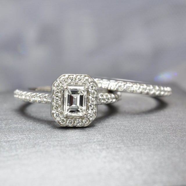 Wholesale 0.90 CT Emerald and Round Cut Diamond Bridal Set in 14 KT White Gold