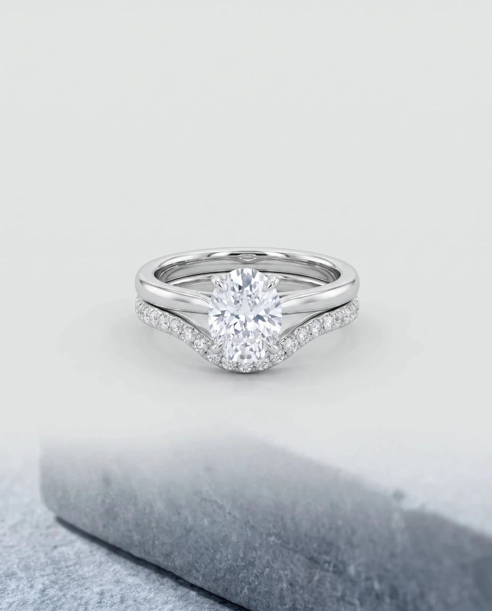 The design render of the contour band nested against the solitaire