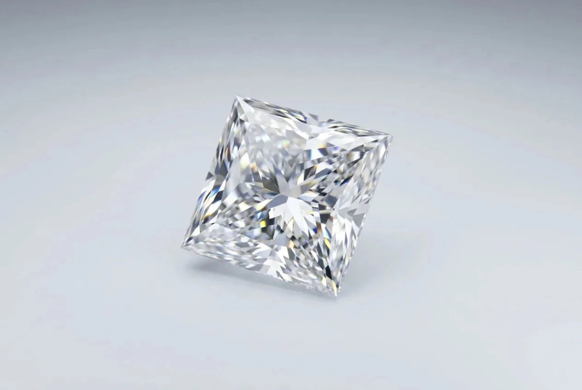 A loose princess cut diamond with a sharp square outline