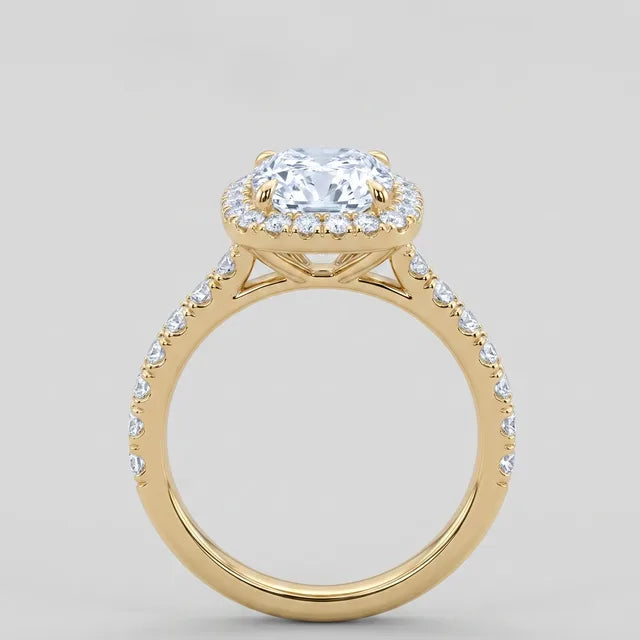 The photoreal 3D rendering of the ring in yellow gold